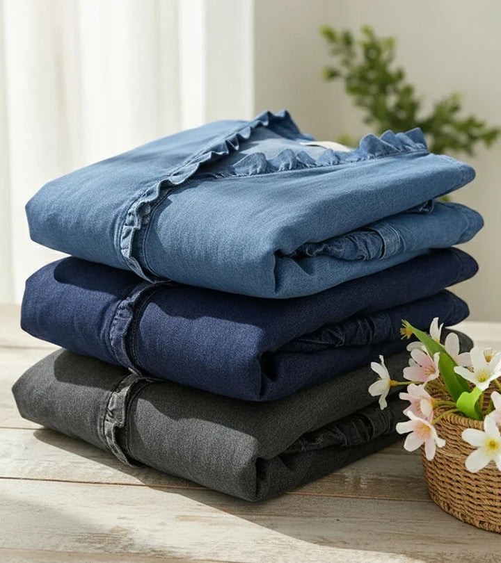 Adele | Fluid denim blouse with V-neck and ruffles