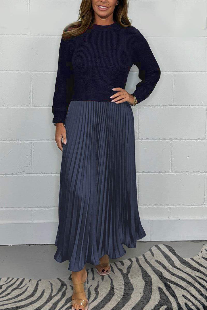 Claudia - Maxi dress with sweater and pleated skirt